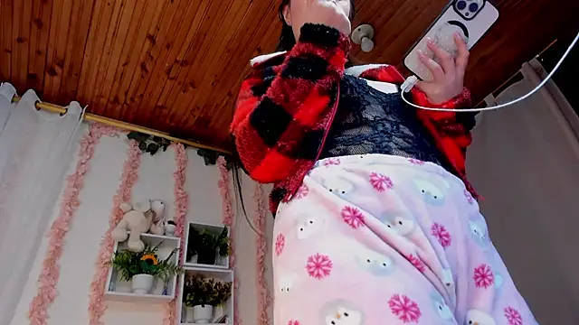 Idara and Edahi01 online show from November 12, 2:20 am