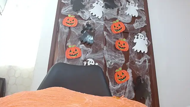 Darliin G online show from October 22, 7:08 pm