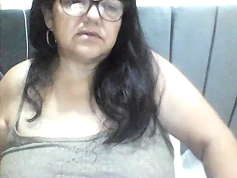 kassandra02 online show from October 11, 2:20 pm