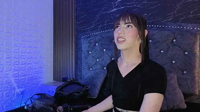 Snapshot of diosagolden chatting on October 4, 8:24 pm diosagolden online show from October 4, 8:24 pm