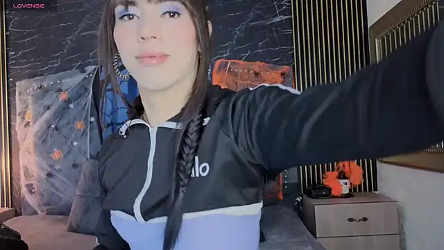 Snapshot of diosagolden chatting on October 12, 9:06 pm diosagolden online show from October 12, 9:06 pm