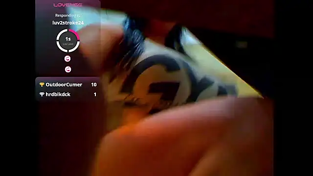 Snapshot of Bigcocksexyluisa chatting on October 23, 6:25 pm Bigcocksexyluisa online show from October 23, 6:25 pm