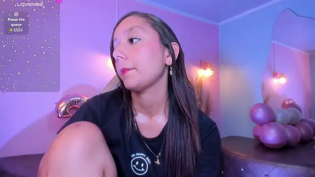 Snapshot of katy_sweet19 chatting on September 19, 7:02 pm katy sweet19 online show from September 19, 7:02 pm