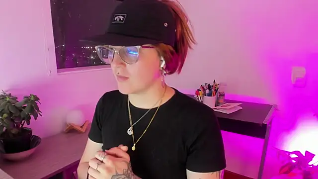 tekila   online show from April 22, 11:35 pm