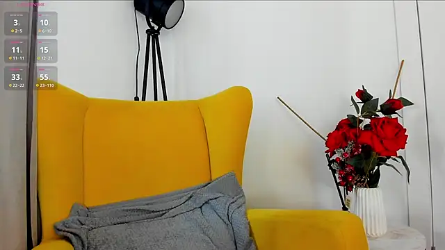 miissblonde online show from December 18, 4:39 am