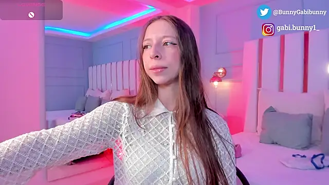 gabi bunny online show from February 16, 5:35 pm