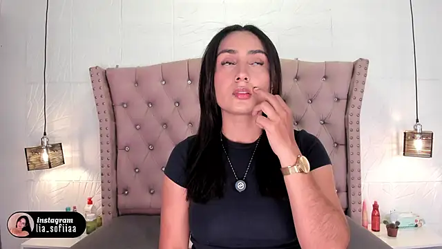 lia sofiia online show from April 11, 9:13 am