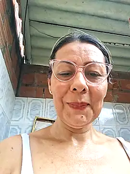 Snapshot of Mia-funny20 chatting on September 22, 8:51 pm Mia-funny20 online show from September 22, 8:51 pm