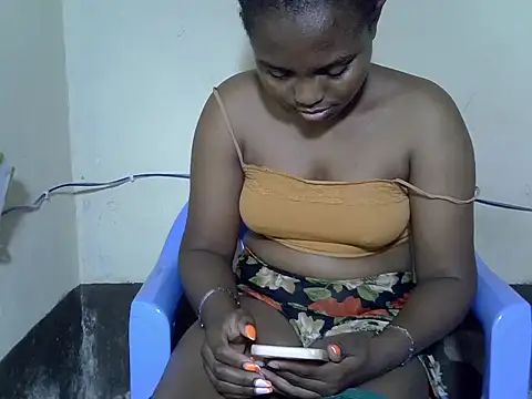 Snapshot of sexy_camara4 chatting on October 27, 6:35 pm sexy camara4 online show from October 27, 6:35 pm