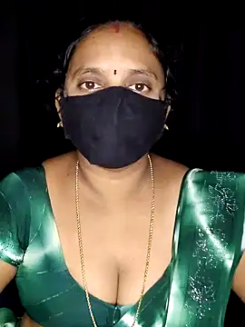 vintage-vibs online show from October 30, 5:36 pm