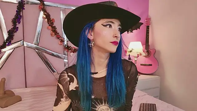 Lunapage online show from October 18, 8:43 pm