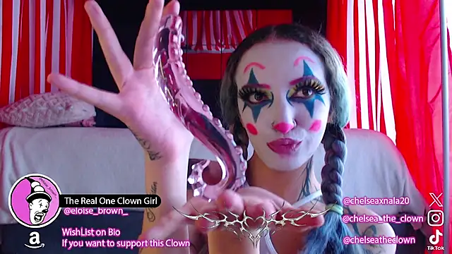 Eloise-brown online show from March 22, 6:25 pm