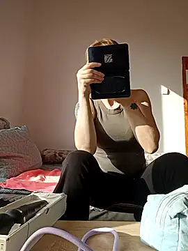 MySweetcum69 online show from November 4, 7:24 am