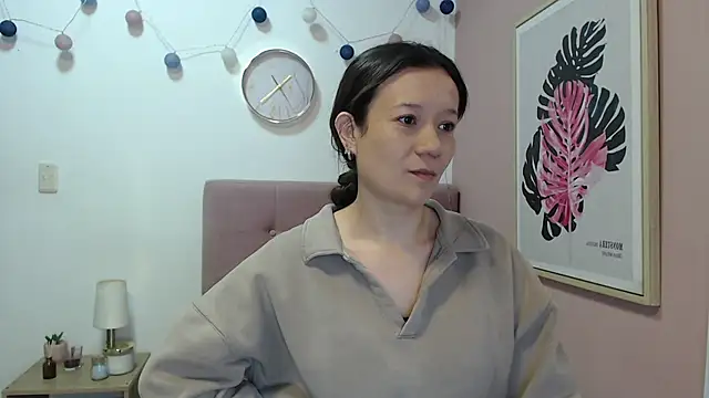 lanna 1878 online show from June 30, 1:32 pm