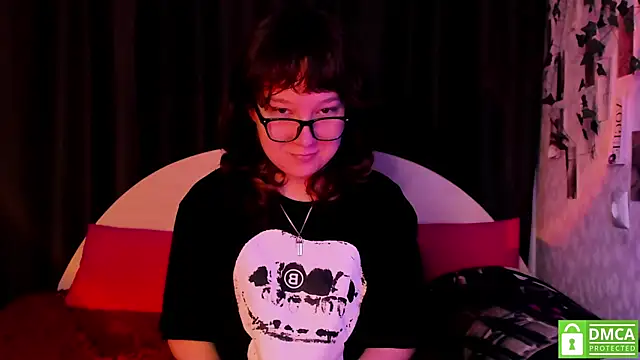 dreamgirllovee online show from October 27, 2:07 am