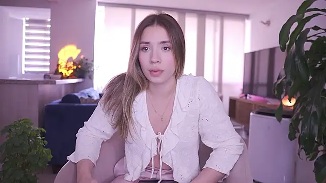 Snapshot of honeyann08 chatting on October 21, 7:29 pm honeyann08 online show from October 21, 7:29 pm