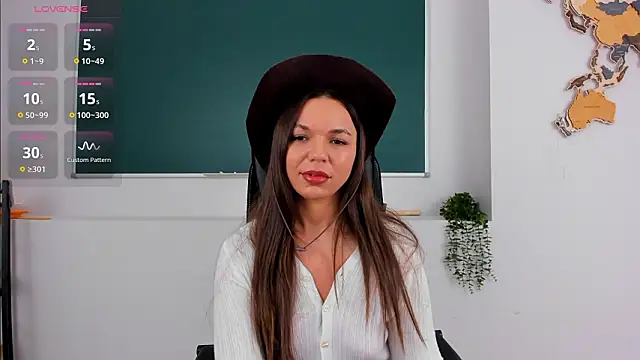 CamillaLarson online show from March 27, 8:26 am