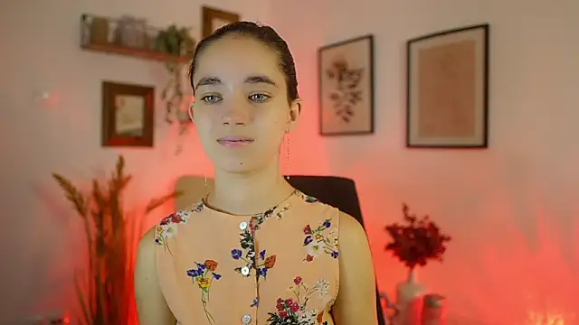 Snapshot of Gia_Paige18 chatting on September 23, 1:09 pm Gia Paige18 online show from September 23, 1:09 pm