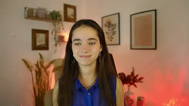 Snapshot of Gia_Paige18 chatting on October 2, 1:27 pm Gia Paige18 online show from October 2, 1:27 pm