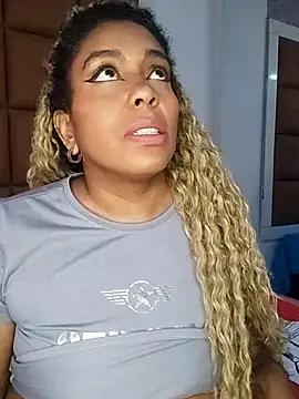 Snapshot of ELLA_KELLY chatting on October 21, 11:58 am ELLA KELLY online show from October 21, 11:58 am