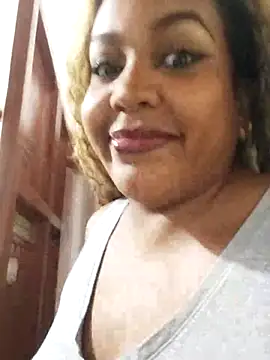 ELLA KELLY online show from February 18, 11:42 am