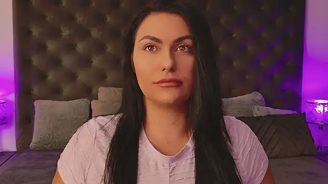 Snapshot of KrisNoir chatting on September 20, 11:08 am KrisNoir online show from September 20, 11:08 am