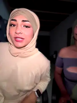 Snapshot of lalilamassu1 chatting on September 30, 1:33 am lalilamassu1 online show from September 30, 1:33 am