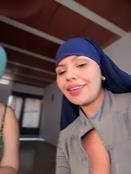 Snapshot of lalilamassu1 chatting on October 21, 8:57 pm lalilamassu1 online show from October 21, 8:57 pm