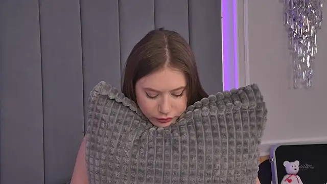 ChloeMarsch online show from February 21, 7:53 am