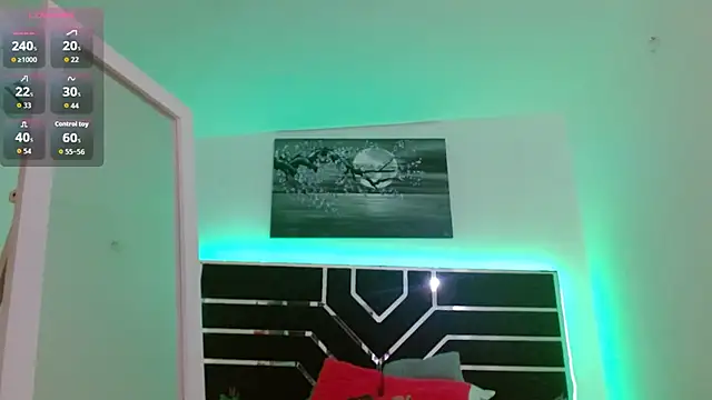 Snapshot of -MiaKitty- chatting on October 29, 2:53 pm -MiaKitty- online show from October 29, 2:53 pm