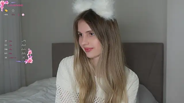 Fluffy-Angel online show from February 15, 4:17 pm