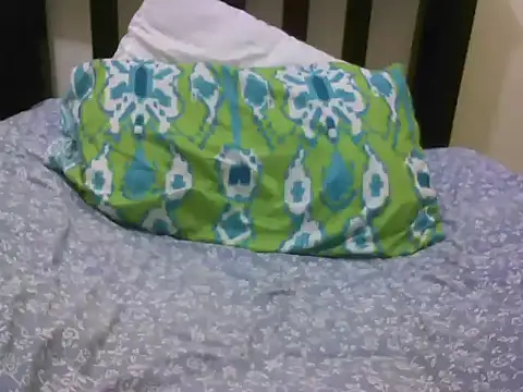 Snapshot of Baby_brown chatting on September 21, 6:28 pm Baby brown online show from September 21, 6:28 pm