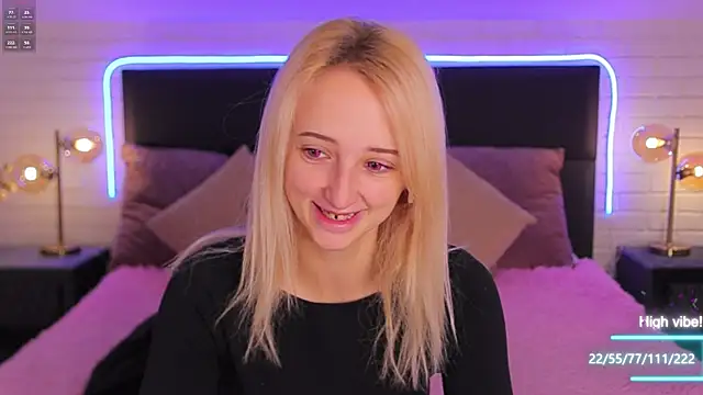 Selena Lily online show from September 27, 12:23 pm