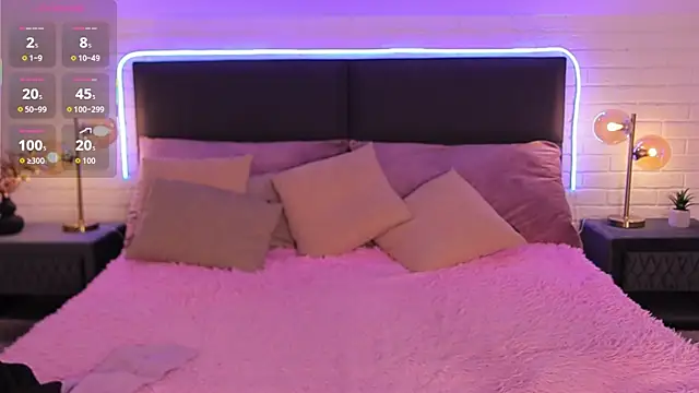 Selena Lily online show from October 3, 5:56 am