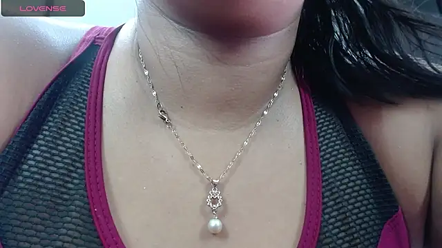 Snapshot of ozuna_sex chatting on October 23, 7:20 pm ozuna sex online show from October 23, 7:20 pm