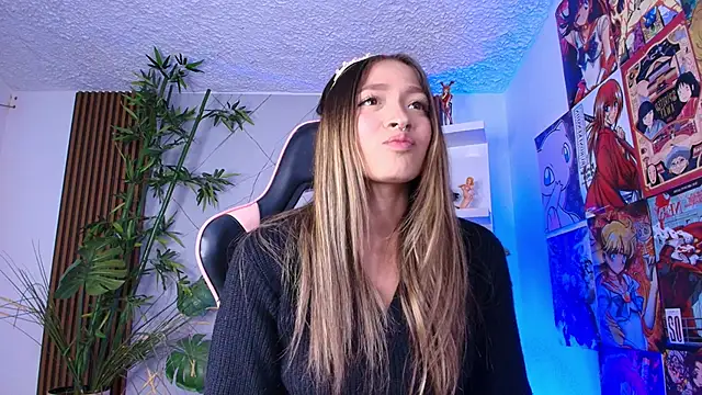 Victoria Adams14 online show from October 19, 3:41 am