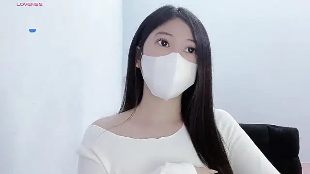 tanhxiu online show from December 20, 2:43 pm