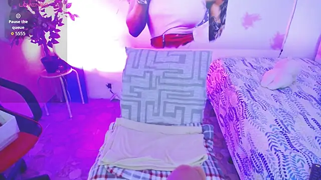 evelyn mature19 online show from October 1, 6:13 pm