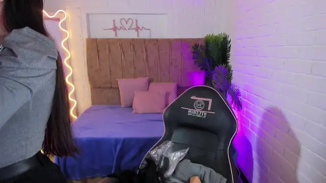 Snapshot of Chiara_tay chatting on October 16, 7:38 pm Chiara tay online show from October 16, 7:38 pm