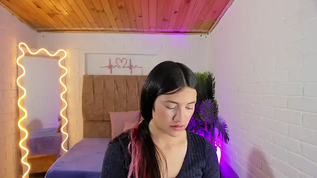 Snapshot of Chiara_tay chatting on October 17, 7:39 pm Chiara tay online show from October 17, 7:39 pm