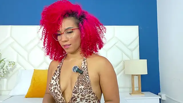 RubyRossel online show from April 14, 12:38 pm