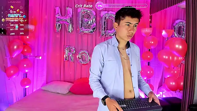 noah and rose online show from April 11, 7:17 pm