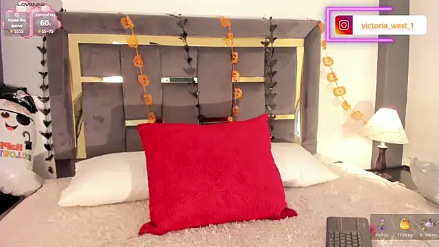 Snapshot of Victoria_west chatting on October 27, 9:20 pm Victoria west online show from October 27, 9:20 pm