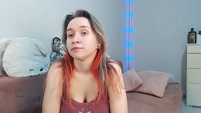 lovely hayley online show from March 6, 11:11 pm