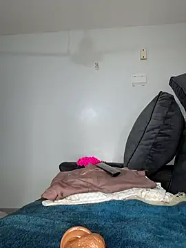 Snapshot of korah01 chatting on October 31, 3:27 pm korah01 online show from October 31, 3:27 pm