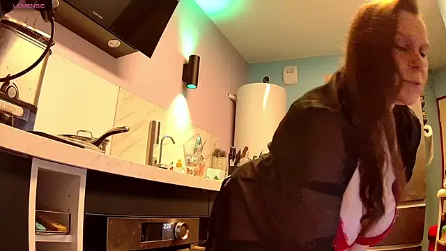 Endrocleia online show from February 21, 1:28 am