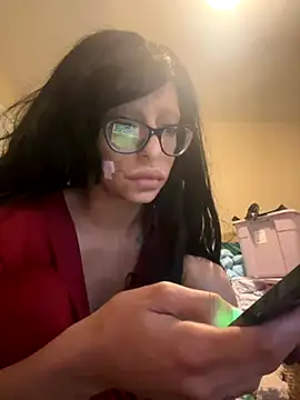 Snapshot of myloveforyouu chatting on October 16, 12:41 pm myloveforyouu online show from October 16, 12:41 pm