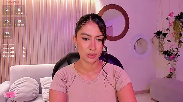 ArianaDumont online show from October 11, 11:58 am