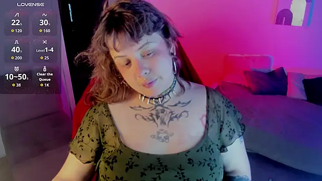 Snapshot of Sabrina_scarlett chatting on October 21, 5:11 am Sabrina scarlett online show from October 21, 5:11 am