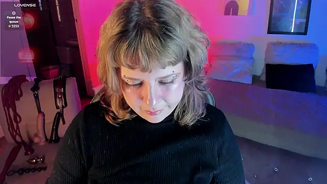 Snapshot of Sabrina_scarlett chatting on September 24, 7:51 am Sabrina scarlett online show from September 24, 7:51 am